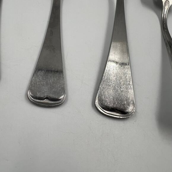 VTG 1881 Rogers Oneida Stainless American Artistry Pattern Set 3 Spoons 2 Forks - Picture 9 of 12